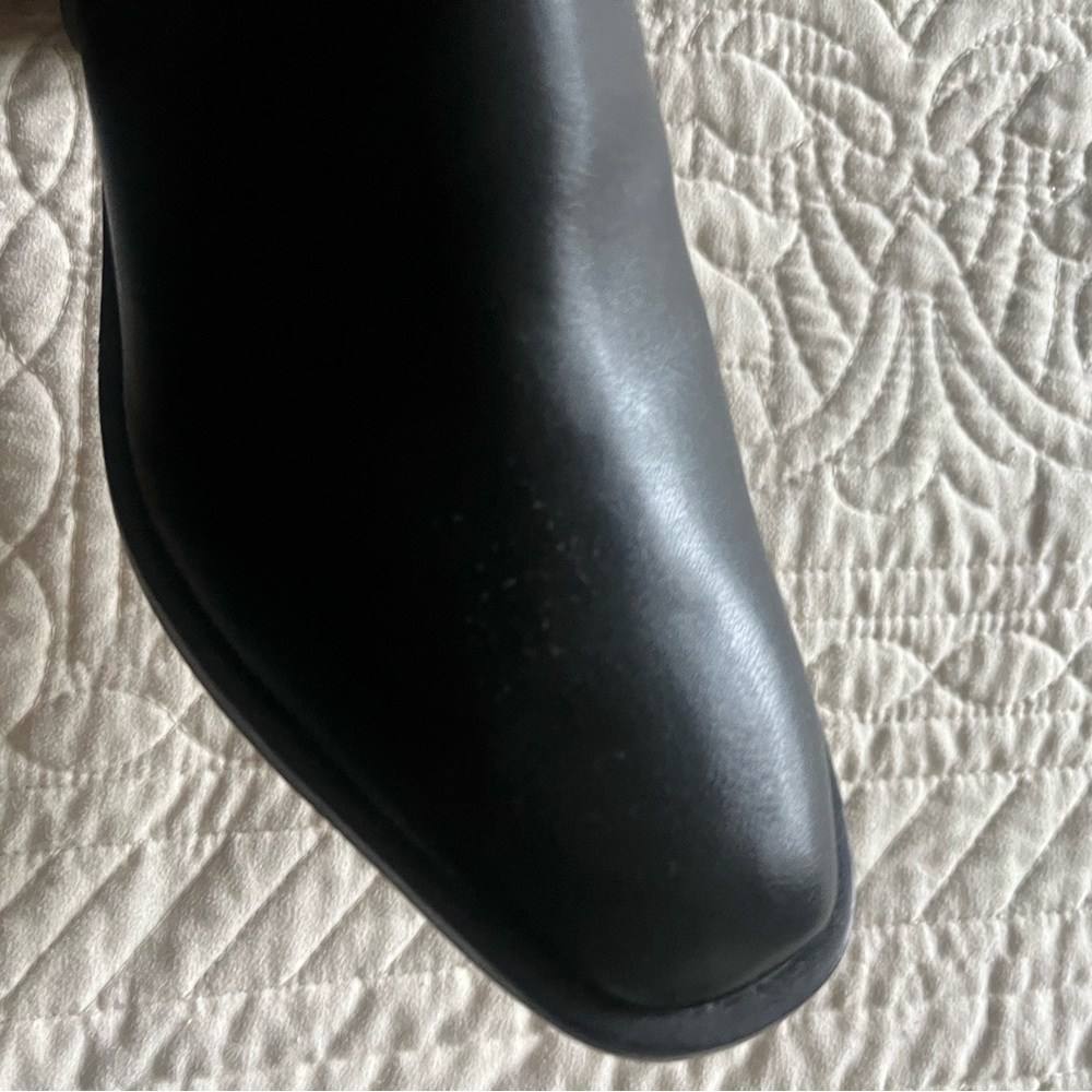 Dolce Vita Black Ankle Boots